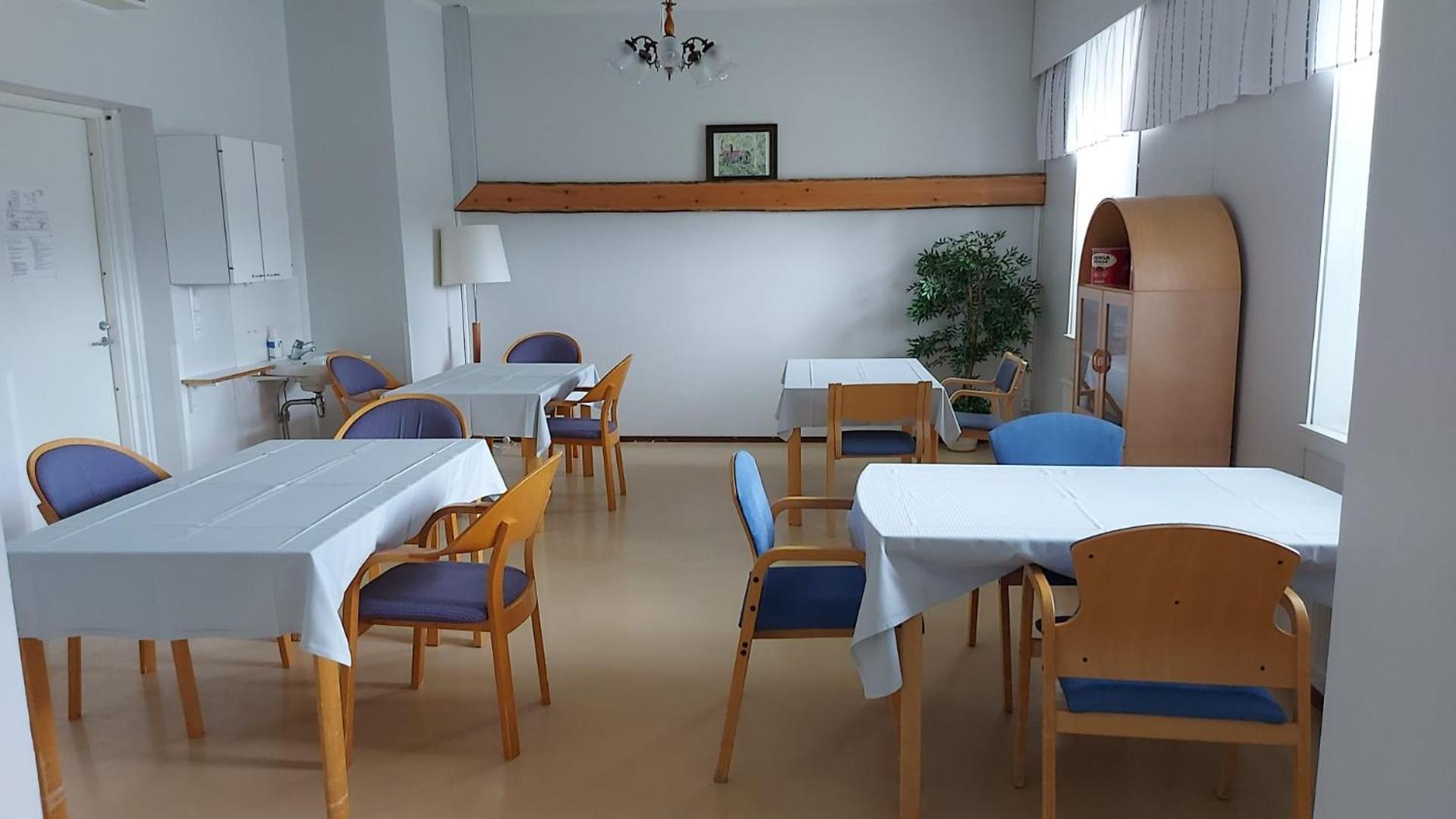 Hostel Majoitus Fox Kuopio Exterior foto