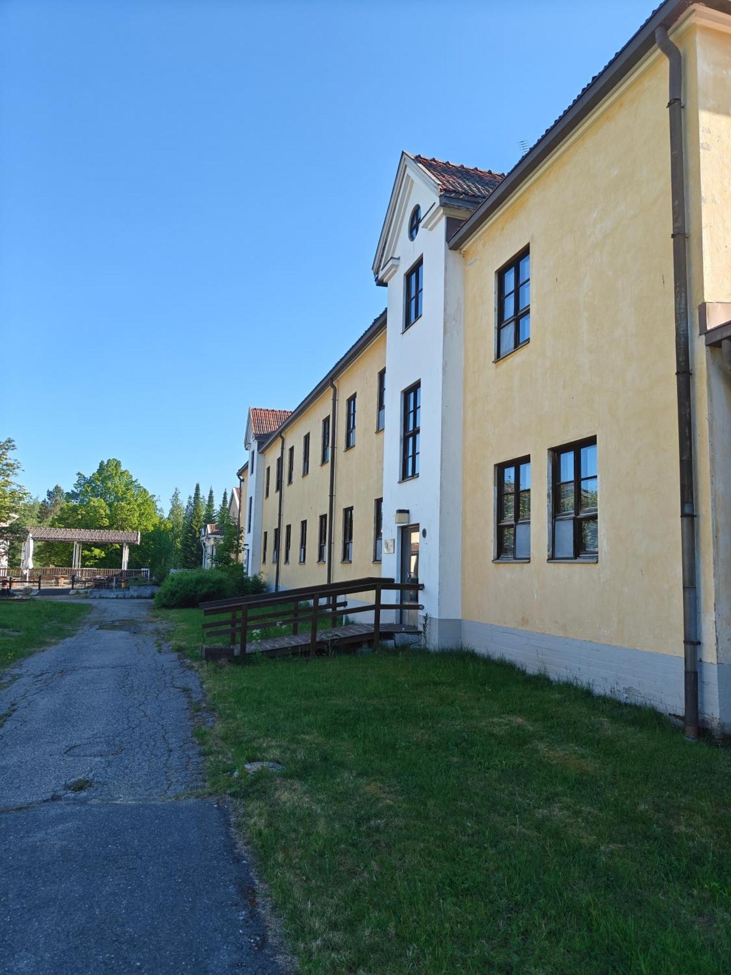 Hostel Majoitus Fox Kuopio Exterior foto